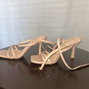 Olivia Jaymes heels Size 7